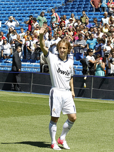 布冯：迈尼昂展现决定性作用，想夺冠的球队必须要有这种门将