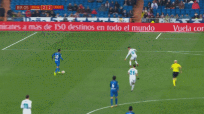 C罗亚冠二级联赛首秀，仅8000多人观战