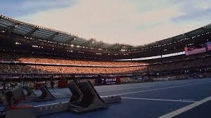 2025 年 12 月 27 日：纽约洋基球场举办 Bad Boy Mowers 碗赛发布会，总裁兰迪·莱文谈及新季展望